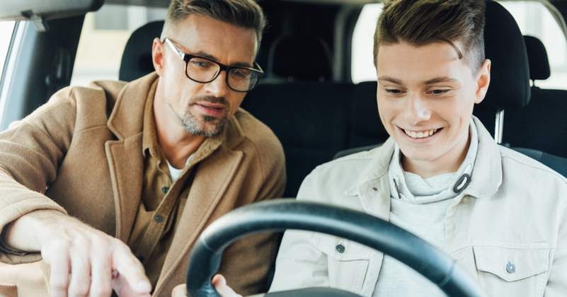 What You Can Find in a Vehicle History