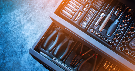 5 Helpful Tools to Have in Your Garage